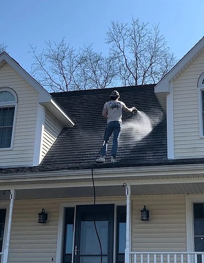 Roof Washing