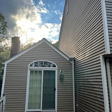 Premier-Exterior-House-Washing-and-Deck-Washing-in-Marlborough-CT-House-Deck-Wash 2